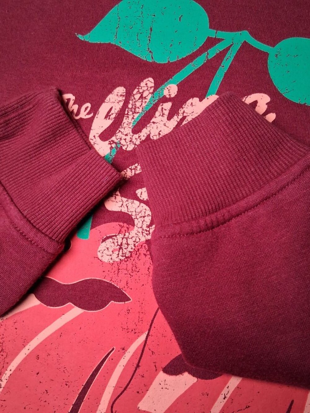 Rolling Stones Sweatshirt Women M Maroon Cherry Tongue And Lips Rock Band Shirt - Picture 10 of 13